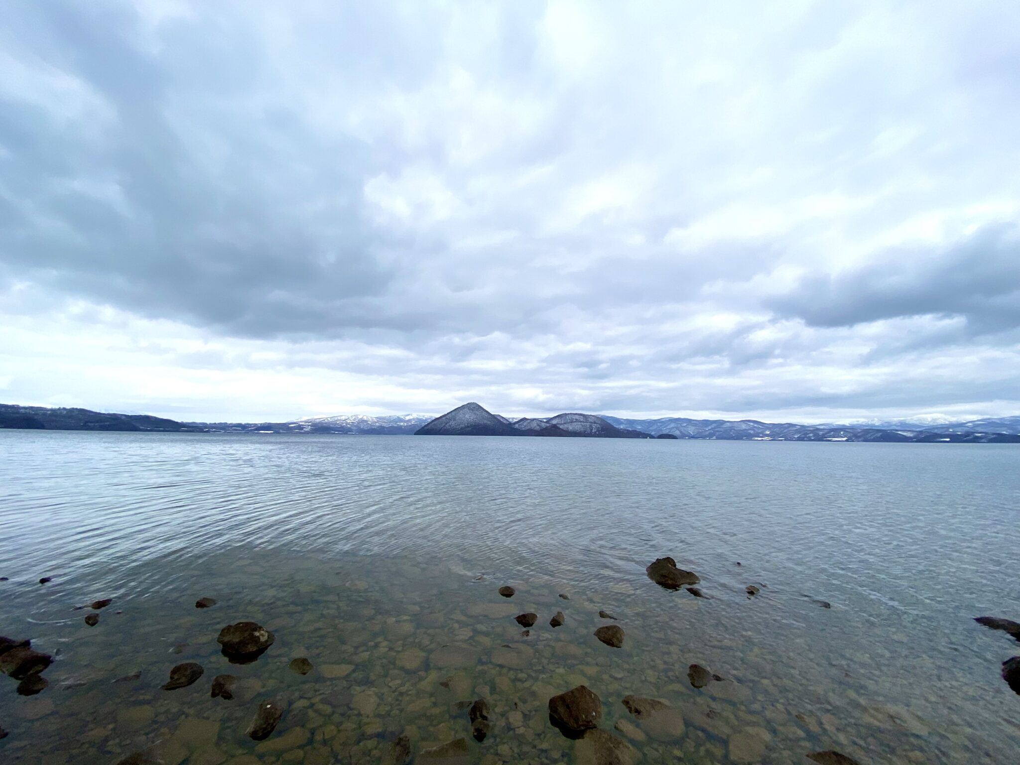 洞爺湖に浮かぶ小さな島『珍小島(ちんこじま)』【洞爺湖町】 楽しいとこダイスキ!